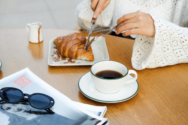 Cheveux très secs comme de la paille : réparez-les efficacement !
